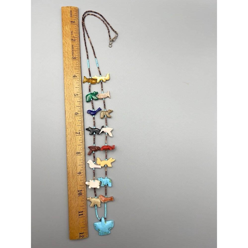 Vintage 70s Zuni Native American Carved Fetish Gemstone Necklace - Picture 7 of 11